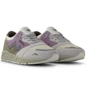 Karhu Women's Sneakers - Purple and Gray